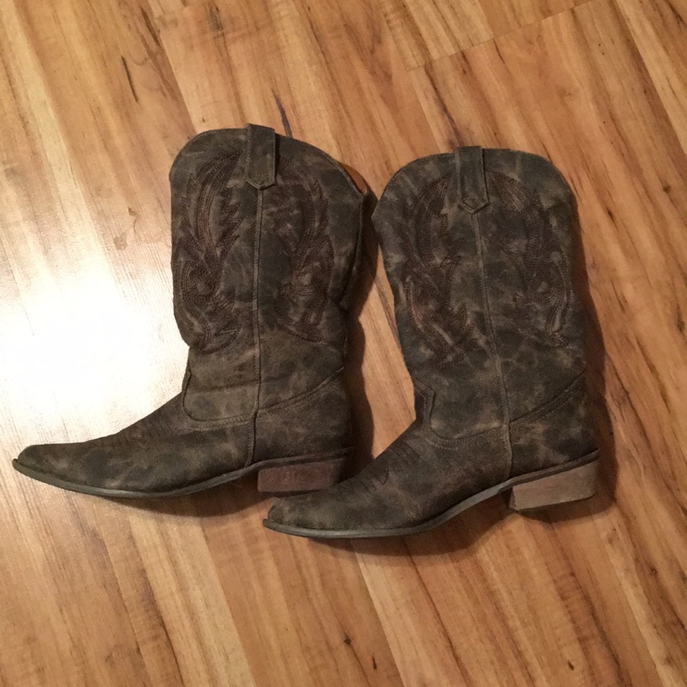 Cowgirl boots